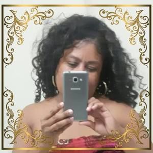 Meet your Posher, L. marie